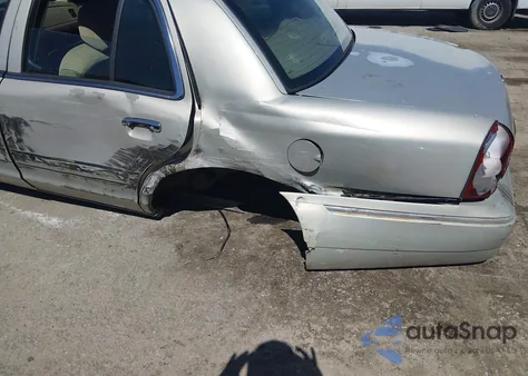 2004 Mercury Grand Marquis Gs from USA, damaged, VIN 2MEFM74W14X659507